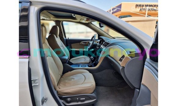 Acheter Import Voiture Chevrolet Traverse Blanc à Import - Dubai, Bandundu Acheter Import Voiture Chevrolet Traverse Blanc à Import - Dubai, Bandundu