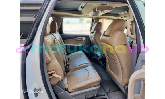 Acheter Import Voiture Chevrolet Traverse Blanc à Import - Dubai, Bandundu Acheter Import Voiture Chevrolet Traverse Blanc à Import - Dubai, Bandundu
