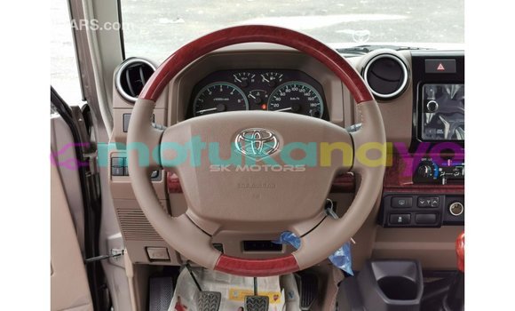 Buy Import Toyota Land Cruiser Other Car in Import - Dubai in Bandundu Buy Import Toyota Land Cruiser Other Car in Import - Dubai in Bandundu