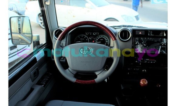 Buy Import Toyota Land Cruiser Other Car in Import - Dubai in Bandundu Buy Import Toyota Land Cruiser Other Car in Import - Dubai in Bandundu