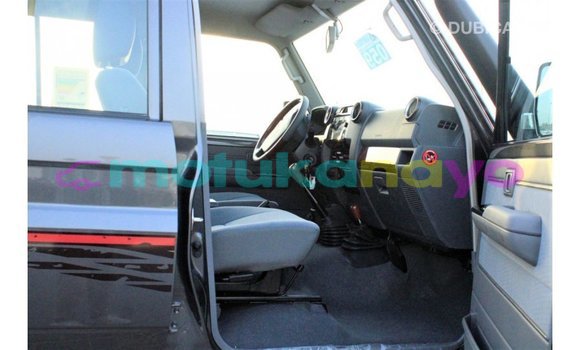 Buy Import Toyota Land Cruiser Other Car in Import - Dubai in Bandundu Buy Import Toyota Land Cruiser Other Car in Import - Dubai in Bandundu