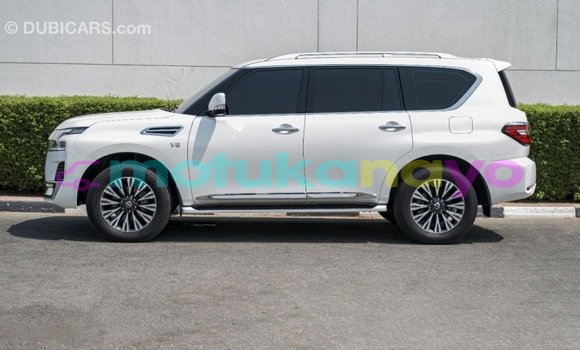 Buy Import Nissan Patrol White Car in Import - Dubai in Bandundu Buy Import Nissan Patrol White Car in Import - Dubai in Bandundu