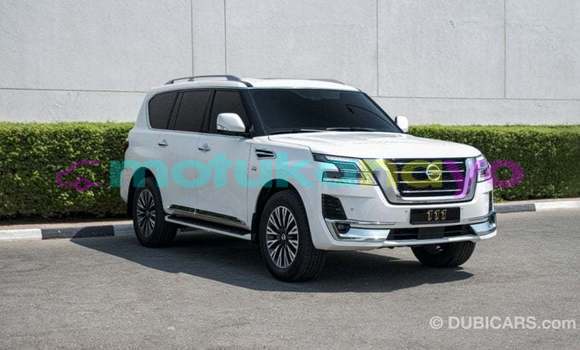 Acheter Import Voiture Nissan Patrol Blanc à Import - Dubai, Bandundu Acheter Import Voiture Nissan Patrol Blanc à Import - Dubai, Bandundu