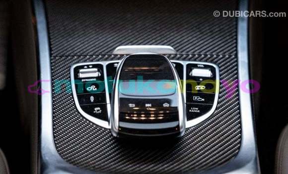 Acheter Import Voiture Mercedes-Benz 190 (W201) Noir à Import - Dubai, Bandundu Acheter Import Voiture Mercedes-Benz 190 (W201) Noir à Import - Dubai, Bandundu