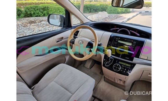 Buy Import Toyota Previa White Car in Import - Dubai in Bandundu Buy Import Toyota Previa White Car in Import - Dubai in Bandundu