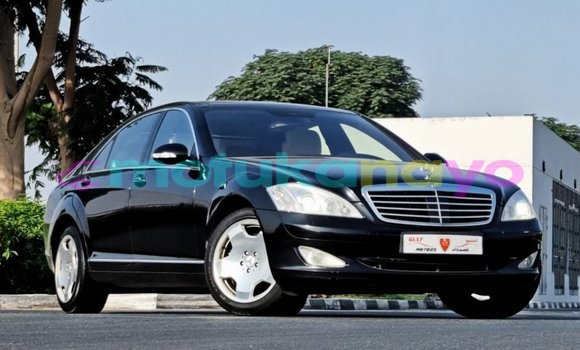 Buy Import Mercedes-Benz 190 (W201) Black Car in Import - Dubai in Bandundu Buy Import Mercedes-Benz 190 (W201) Black Car in Import - Dubai in Bandundu
