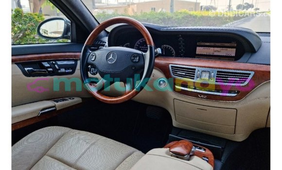 Buy Import Mercedes-Benz 190 (W201) Black Car in Import - Dubai in Bandundu Buy Import Mercedes-Benz 190 (W201) Black Car in Import - Dubai in Bandundu