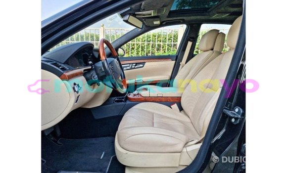 Buy Import Mercedes-Benz 190 (W201) Black Car in Import - Dubai in Bandundu Buy Import Mercedes-Benz 190 (W201) Black Car in Import - Dubai in Bandundu