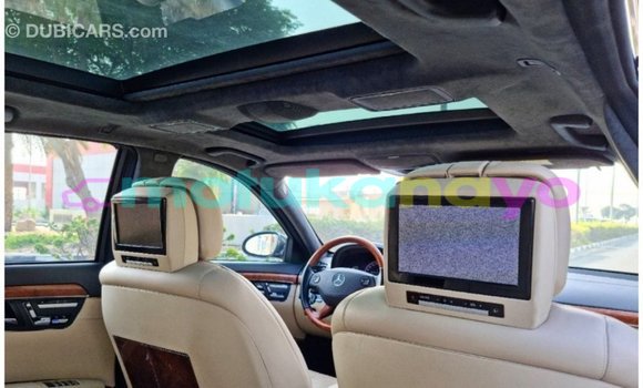 Buy Import Mercedes-Benz 190 (W201) Black Car in Import - Dubai in Bandundu Buy Import Mercedes-Benz 190 (W201) Black Car in Import - Dubai in Bandundu
