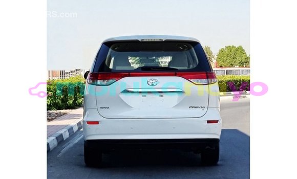 Acheter Import Voiture Toyota Previa Blanc à Import - Dubai, Bandundu Acheter Import Voiture Toyota Previa Blanc à Import - Dubai, Bandundu