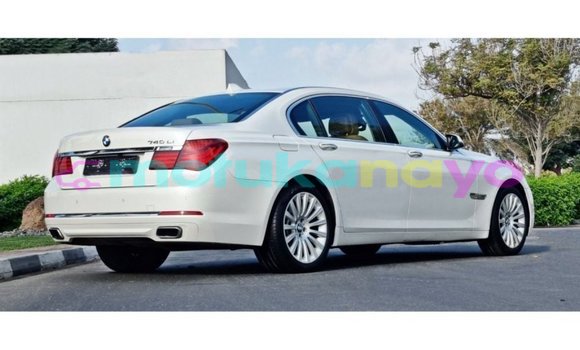 Buy Import BMW C White Bike in Import - Dubai in Bandundu Buy Import BMW C White Bike in Import - Dubai in Bandundu