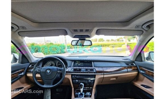 Buy Import BMW C White Bike in Import - Dubai in Bandundu Buy Import BMW C White Bike in Import - Dubai in Bandundu