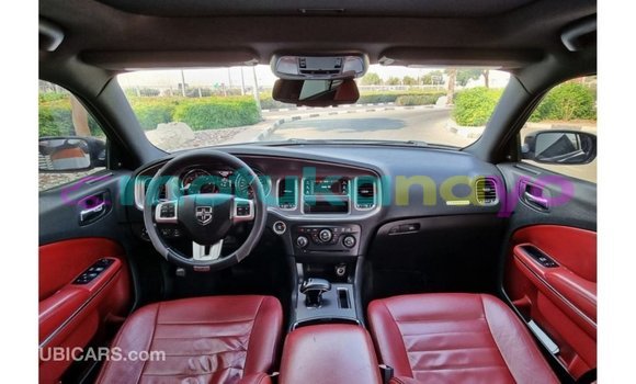 Acheter Import Voiture Dodge Charger Noir à Import - Dubai, Bandundu Acheter Import Voiture Dodge Charger Noir à Import - Dubai, Bandundu