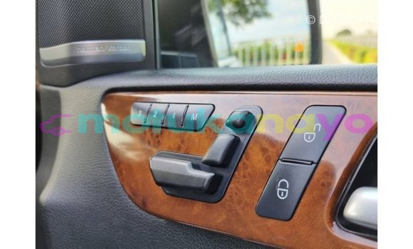 Buy Import Mercedes-Benz 190 (W201) Brown Car in Import - Dubai in Bandundu Buy Import Mercedes-Benz 190 (W201) Brown Car in Import - Dubai in Bandundu