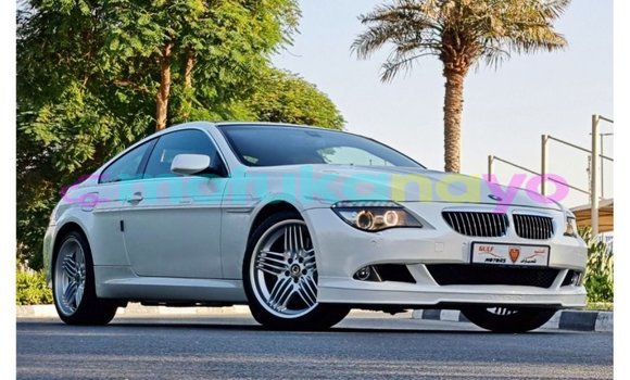 Acheter Import Moto BMW R Blanc à Import - Dubai, Bandundu