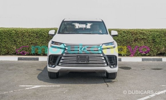 Acheter Import Voiture Lexus LX Blanc à Import - Dubai, Bandundu Acheter Import Voiture Lexus LX Blanc à Import - Dubai, Bandundu