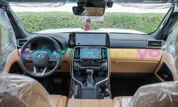 Acheter Import Voiture Lexus LX Blanc à Import - Dubai, Bandundu Acheter Import Voiture Lexus LX Blanc à Import - Dubai, Bandundu