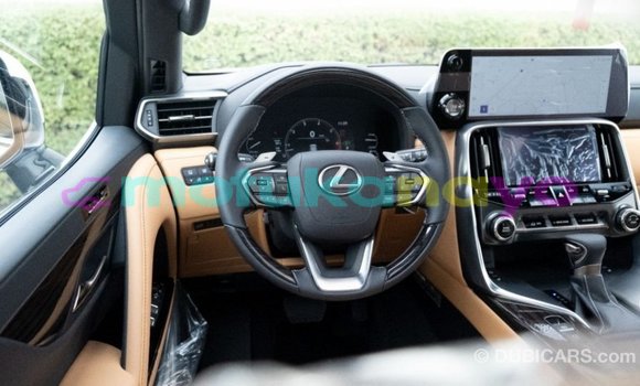 Acheter Import Voiture Lexus LX Blanc à Import - Dubai, Bandundu Acheter Import Voiture Lexus LX Blanc à Import - Dubai, Bandundu