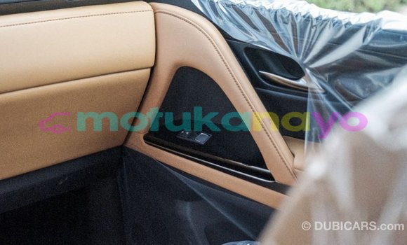 Acheter Import Voiture Lexus LX Blanc à Import - Dubai, Bandundu Acheter Import Voiture Lexus LX Blanc à Import - Dubai, Bandundu