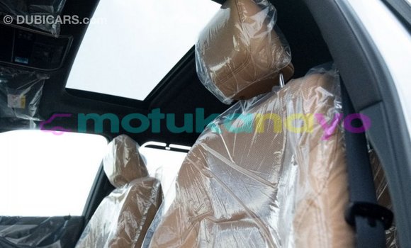 Acheter Import Voiture Lexus LX Blanc à Import - Dubai, Bandundu Acheter Import Voiture Lexus LX Blanc à Import - Dubai, Bandundu