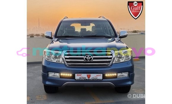 Buy Import Toyota Land Cruiser Blue Car in Import - Dubai in Bandundu Buy Import Toyota Land Cruiser Blue Car in Import - Dubai in Bandundu