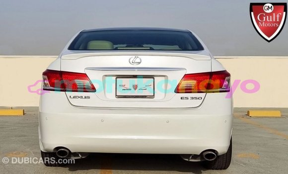 Acheter Import Voiture Lexus ES Blanc à Import - Dubai, Bandundu Acheter Import Voiture Lexus ES Blanc à Import - Dubai, Bandundu