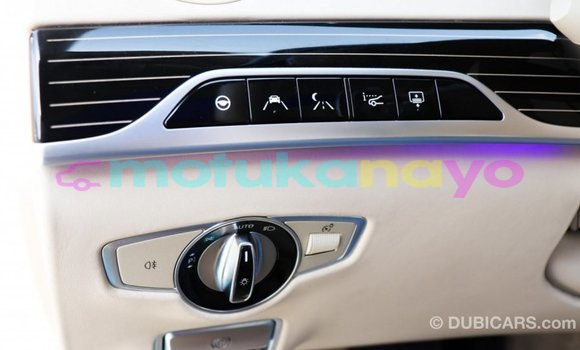 Buy Import Mercedes-Benz 190 (W201) Other Car in Import - Dubai in Bandundu Buy Import Mercedes-Benz 190 (W201) Other Car in Import - Dubai in Bandundu