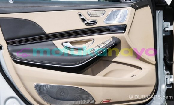 Buy Import Mercedes-Benz 190 (W201) Other Car in Import - Dubai in Bandundu Buy Import Mercedes-Benz 190 (W201) Other Car in Import - Dubai in Bandundu