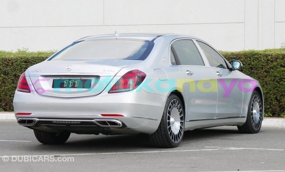 Buy Import Mercedes-Benz 190 (W201) Other Car in Import - Dubai in Bandundu Buy Import Mercedes-Benz 190 (W201) Other Car in Import - Dubai in Bandundu