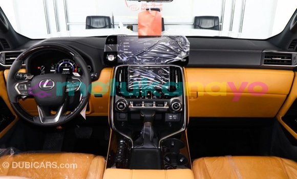 Buy Import Lexus LX White Car in Import - Dubai in Bandundu Buy Import Lexus LX White Car in Import - Dubai in Bandundu