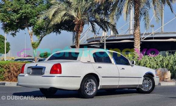 Buy Import Lincoln Continental White Car in Import - Dubai in Bandundu Buy Import Lincoln Continental White Car in Import - Dubai in Bandundu