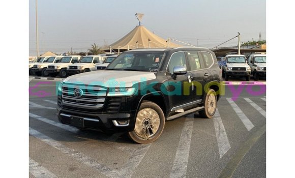 Buy Import Toyota Land Cruiser Black Car in Import - Dubai in Bandundu Buy Import Toyota Land Cruiser Black Car in Import - Dubai in Bandundu