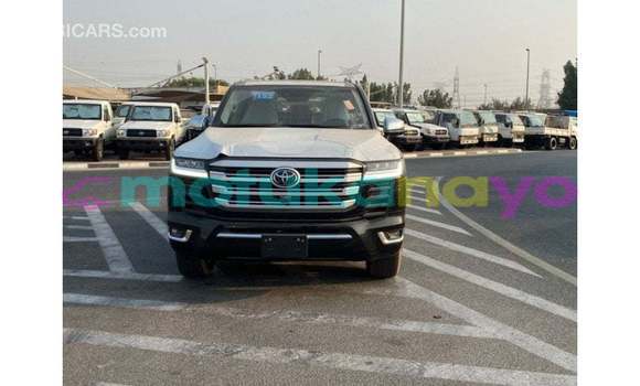 Buy Import Toyota Land Cruiser Black Car in Import - Dubai in Bandundu Buy Import Toyota Land Cruiser Black Car in Import - Dubai in Bandundu