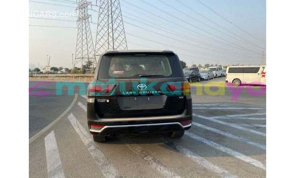 Buy Import Toyota Land Cruiser Black Car in Import - Dubai in Bandundu Buy Import Toyota Land Cruiser Black Car in Import - Dubai in Bandundu