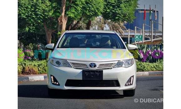 Acheter Import Voiture Toyota Camry Blanc à Import - Dubai, Bandundu Acheter Import Voiture Toyota Camry Blanc à Import - Dubai, Bandundu
