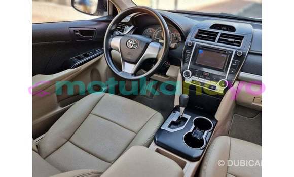 Acheter Import Voiture Toyota Camry Blanc à Import - Dubai, Bandundu Acheter Import Voiture Toyota Camry Blanc à Import - Dubai, Bandundu