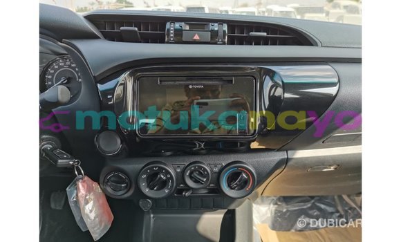 Buy Import Toyota Hilux Other Car in Import - Dubai in Bandundu Buy Import Toyota Hilux Other Car in Import - Dubai in Bandundu
