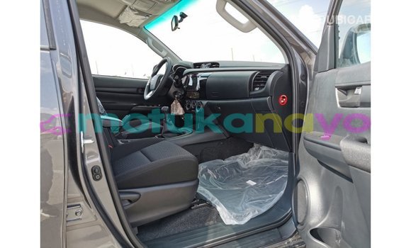 Buy Import Toyota Hilux Other Car in Import - Dubai in Bandundu Buy Import Toyota Hilux Other Car in Import - Dubai in Bandundu