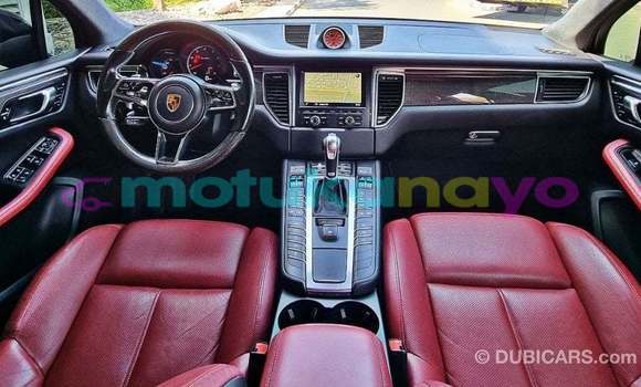 Acheter Import Voiture Porsche Macan Noir à Import - Dubai, Bandundu Acheter Import Voiture Porsche Macan Noir à Import - Dubai, Bandundu