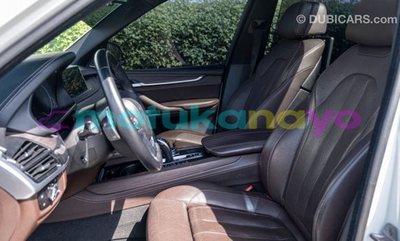 Acheter Import Voiture BMW X5 Blanc à Import - Dubai, Bandundu Acheter Import Voiture BMW X5 Blanc à Import - Dubai, Bandundu