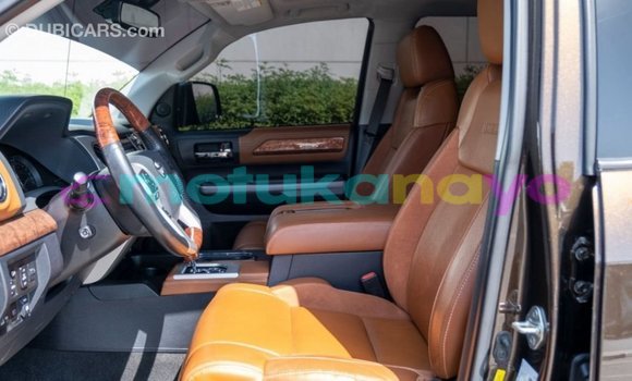 Acheter Import Voiture Toyota Tundra Marron à Import - Dubai, Bandundu Acheter Import Voiture Toyota Tundra Marron à Import - Dubai, Bandundu