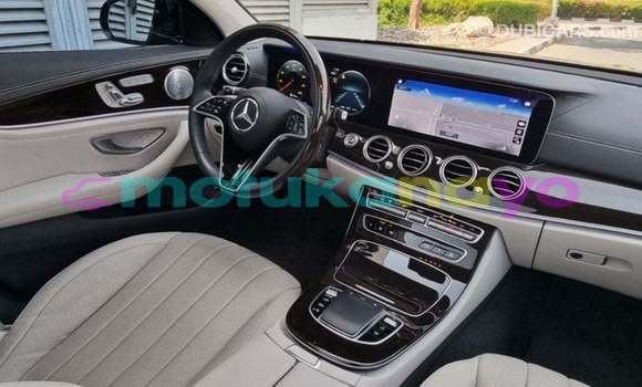 Buy Import Mercedes-Benz 190 (W201) Blue Car in Import - Dubai in Bandundu Buy Import Mercedes-Benz 190 (W201) Blue Car in Import - Dubai in Bandundu