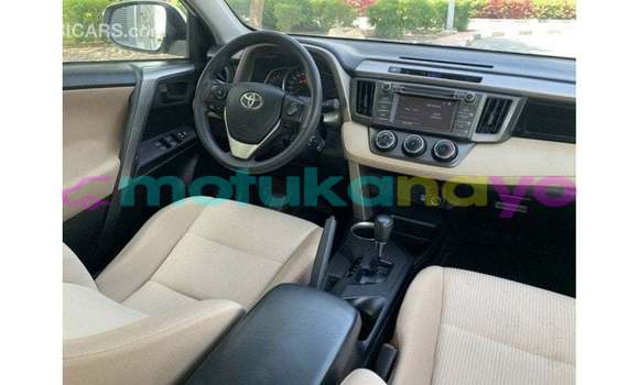 Buy Import Toyota RAV 4 White Car in Import - Dubai in Bandundu Buy Import Toyota RAV 4 White Car in Import - Dubai in Bandundu