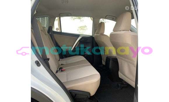 Buy Import Toyota RAV 4 White Car in Import - Dubai in Bandundu Buy Import Toyota RAV 4 White Car in Import - Dubai in Bandundu
