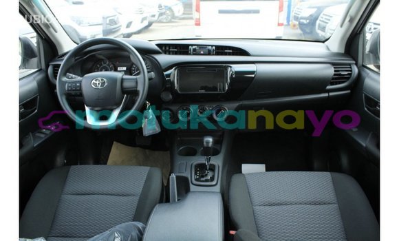 Buy Import Toyota Hilux White Car in Import - Dubai in Bandundu Buy Import Toyota Hilux White Car in Import - Dubai in Bandundu