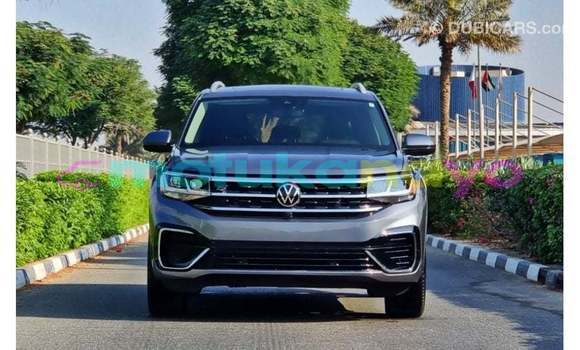 Buy Import Volkswagen TRUCK Other Truck in Import - Dubai in Bandundu Buy Import Volkswagen TRUCK Other Truck in Import - Dubai in Bandundu