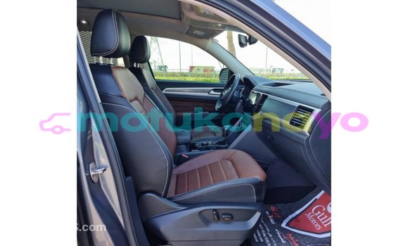 Buy Import Volkswagen TRUCK Other Truck in Import - Dubai in Bandundu Buy Import Volkswagen TRUCK Other Truck in Import - Dubai in Bandundu