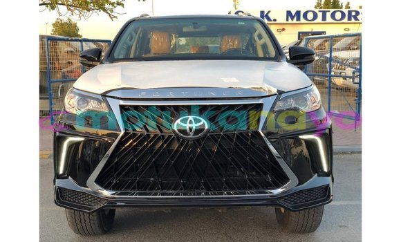 Buy Import Toyota Fortuner Black Car in Import - Dubai in Bandundu Buy Import Toyota Fortuner Black Car in Import - Dubai in Bandundu