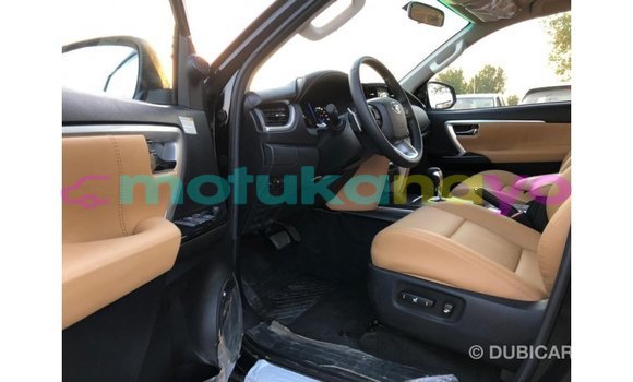 Buy Import Toyota Fortuner Black Car in Import - Dubai in Bandundu Buy Import Toyota Fortuner Black Car in Import - Dubai in Bandundu