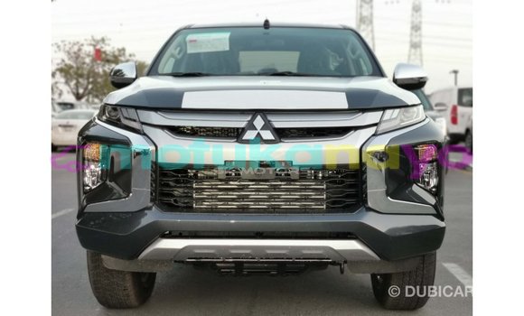 Buy Import Mitsubishi L200 Other Car in Import - Dubai in Bandundu Buy Import Mitsubishi L200 Other Car in Import - Dubai in Bandundu